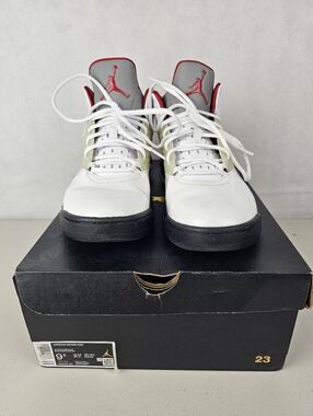 Jordan Men’s White, Black and Red Retro Sneakers